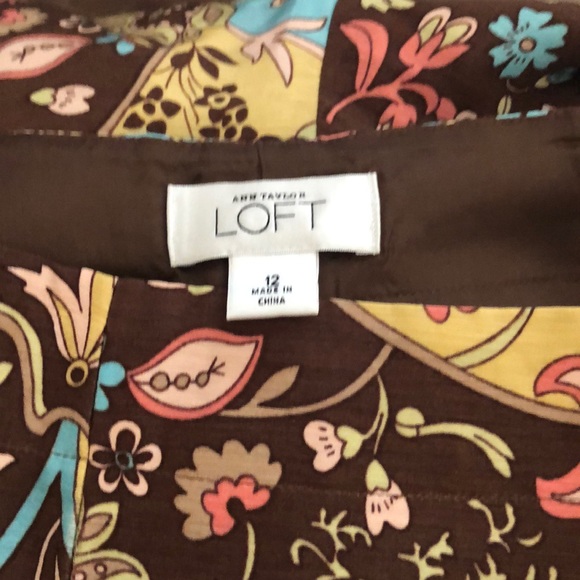 Pastel Flowered Capris - Picture 6 of 6